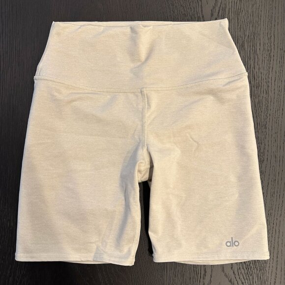 Alo Yoga Oatmeal Heather Biker Short - Picture 2 of 3